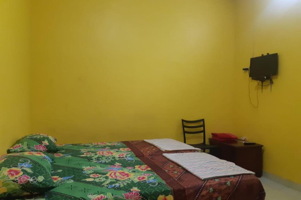 New Puri Amalia Apartment Banyuwangi  Luaran gambar